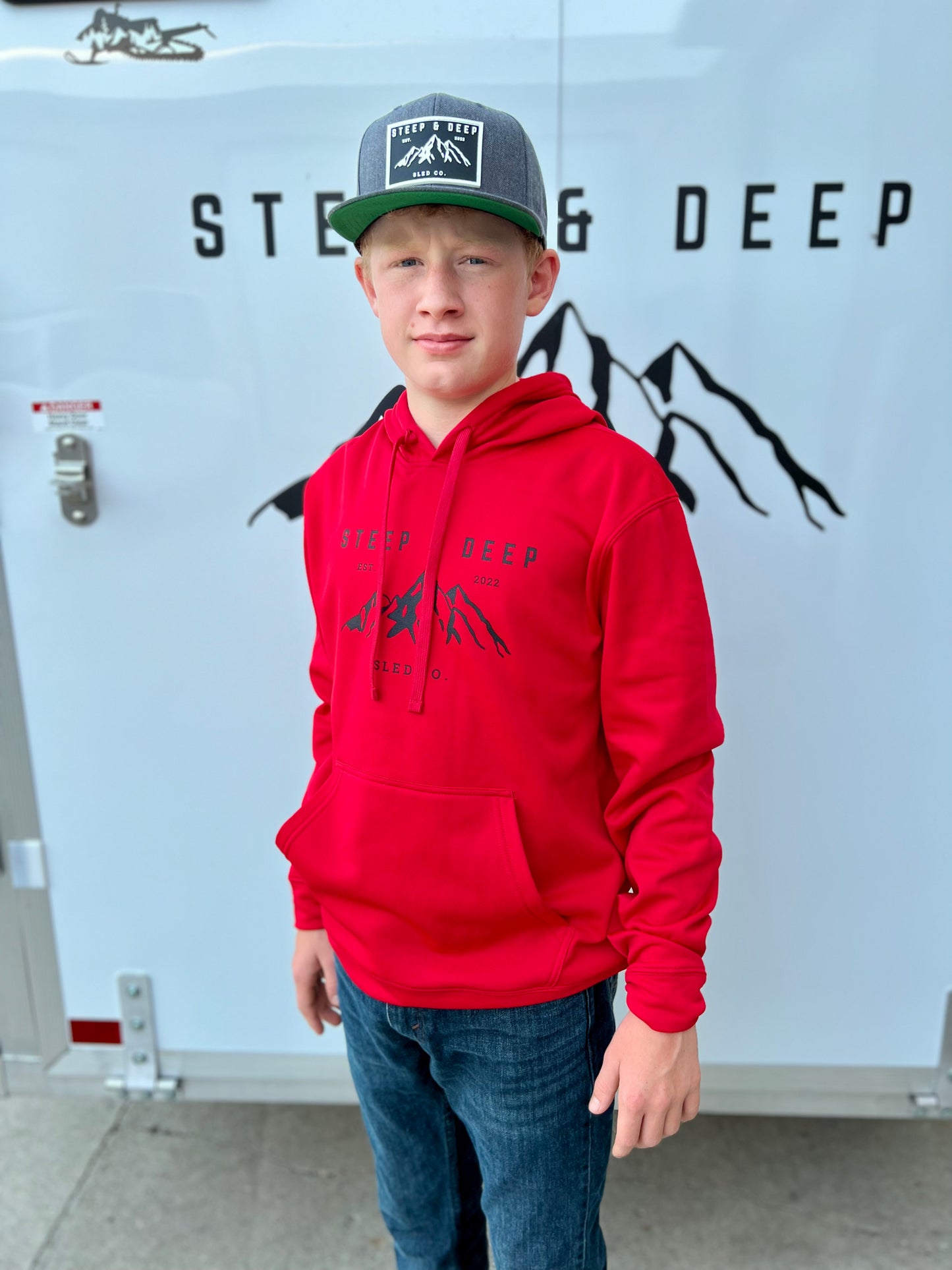Ascent Hoodie in Red